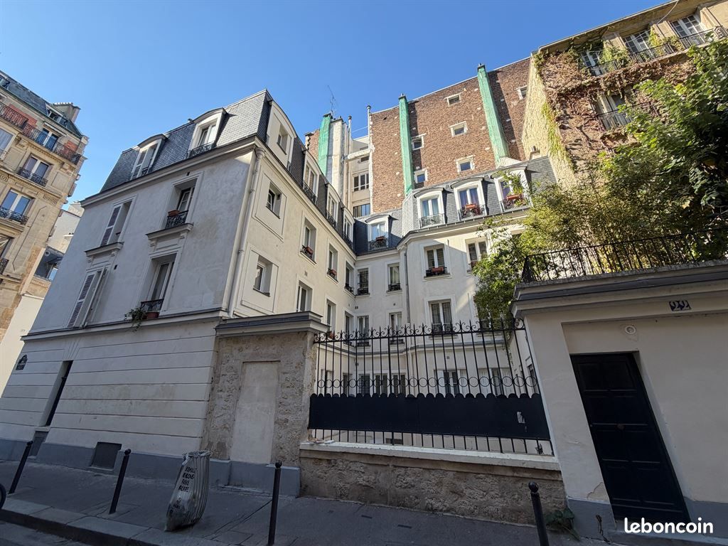 Appartement 1 pièce 22 m² · à Paris · 22 m² · 295 000 €