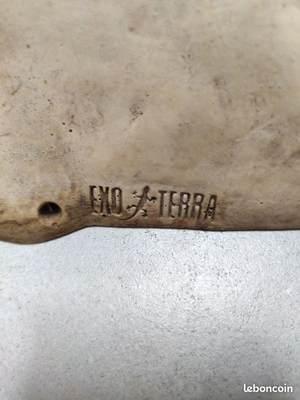 Cachette en résine EXOTERRA 20 cm (image 2)