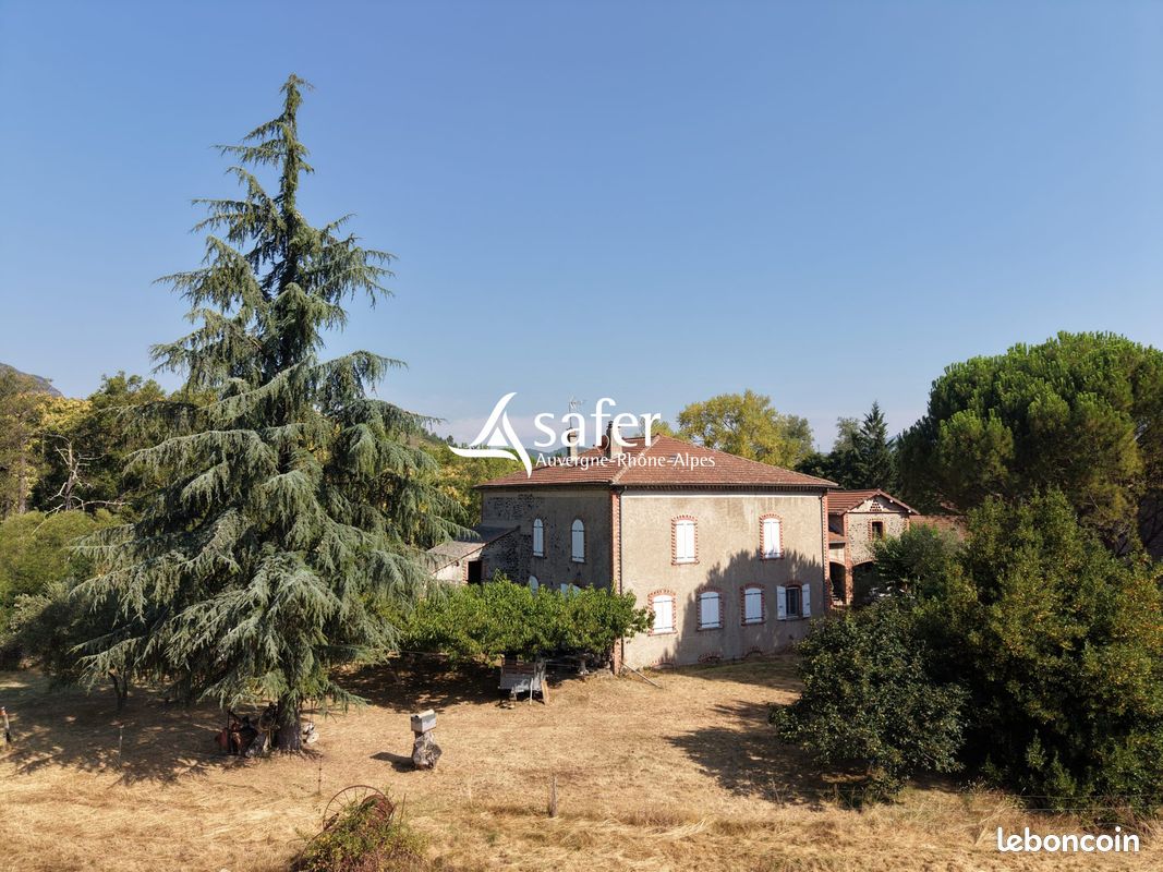 Maison 220 m² · à Privas · 220 m² · 592 000 €