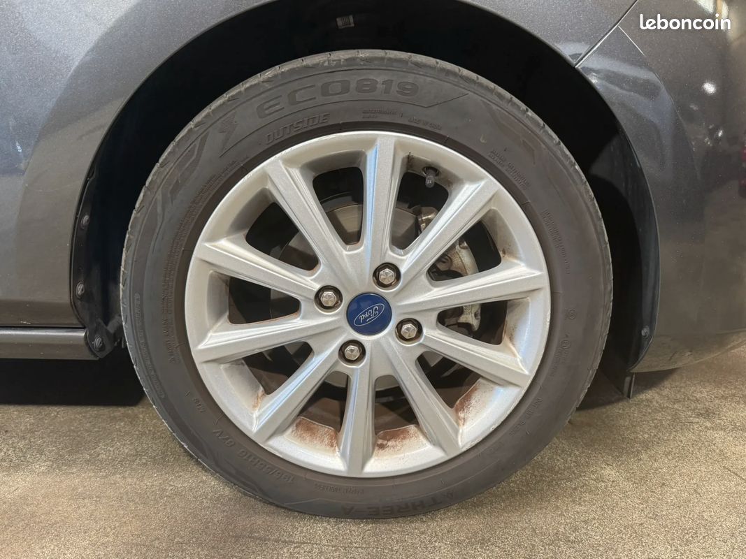 FORD Fiesta 1.0 100ch Titanium - 2019 - Suivi complet - CARPLAY - Bon état général (image 31)