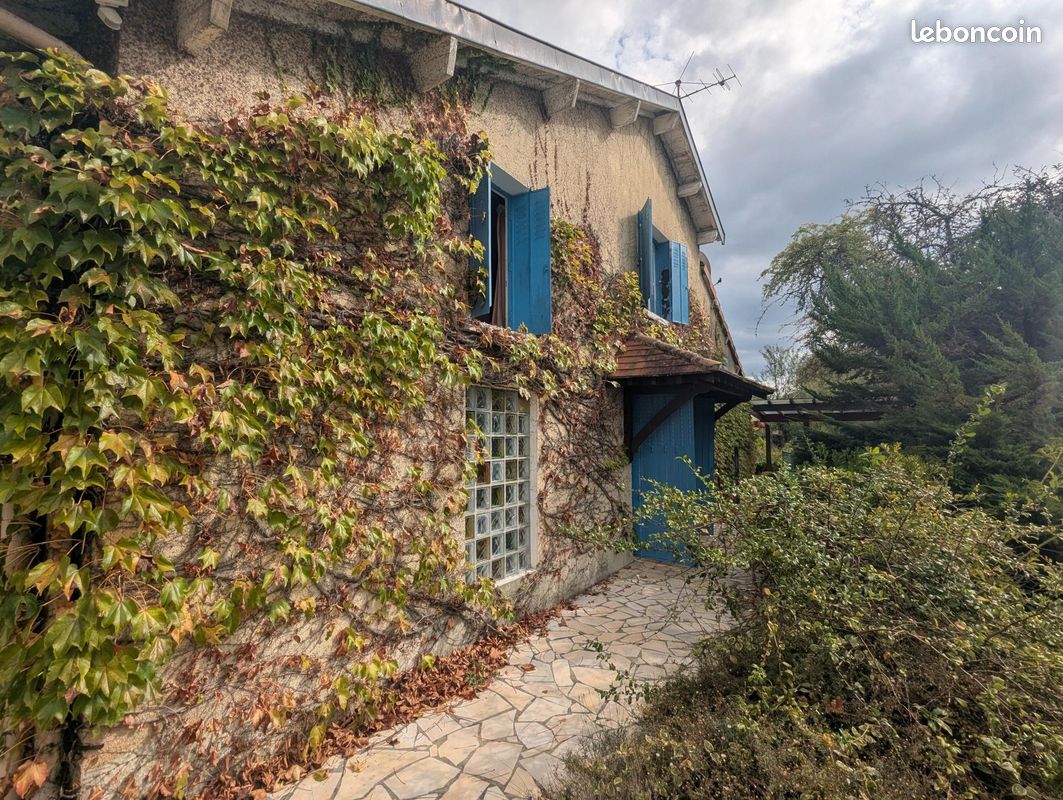 Maison 4 pièces 98 m² · à Vallereuil · 98 m² · 129 600 €