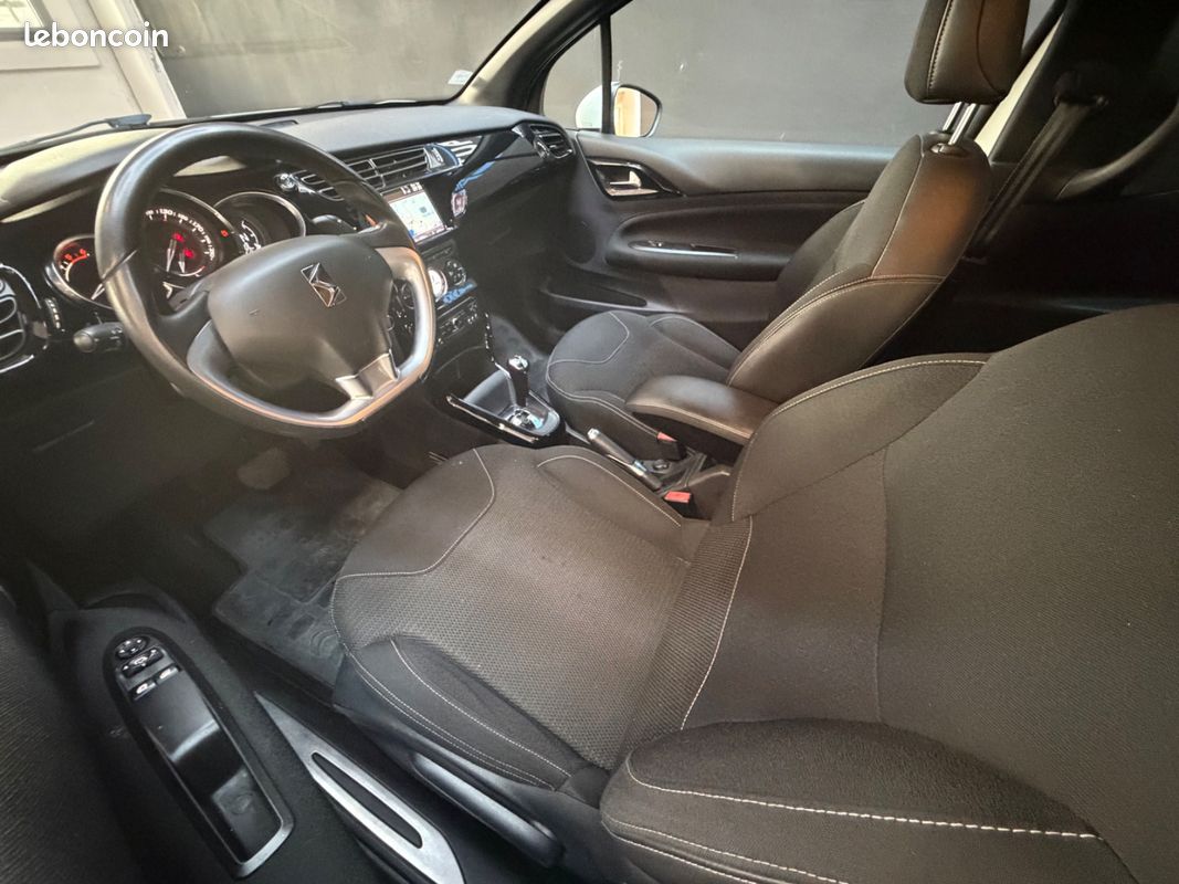 Citroën DS3 Phase 2 1.6 e-HDi 92Ch So Chic - BOITE AUTO / RADAR DE RECUL / CLIM AUTO / BLUETOOTH / REGULATEUR DE VITESSE (image 9)