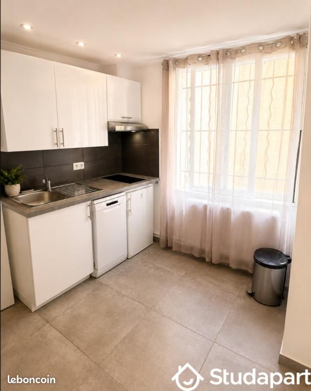 Appartement 1 pièce 20 m² · à Antibes · 20 m² · 780 €