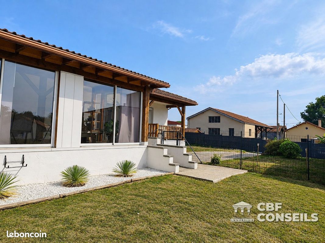 Maison 6 pièces 99 m² · à Entraigues · 99 m² · 258 000 €