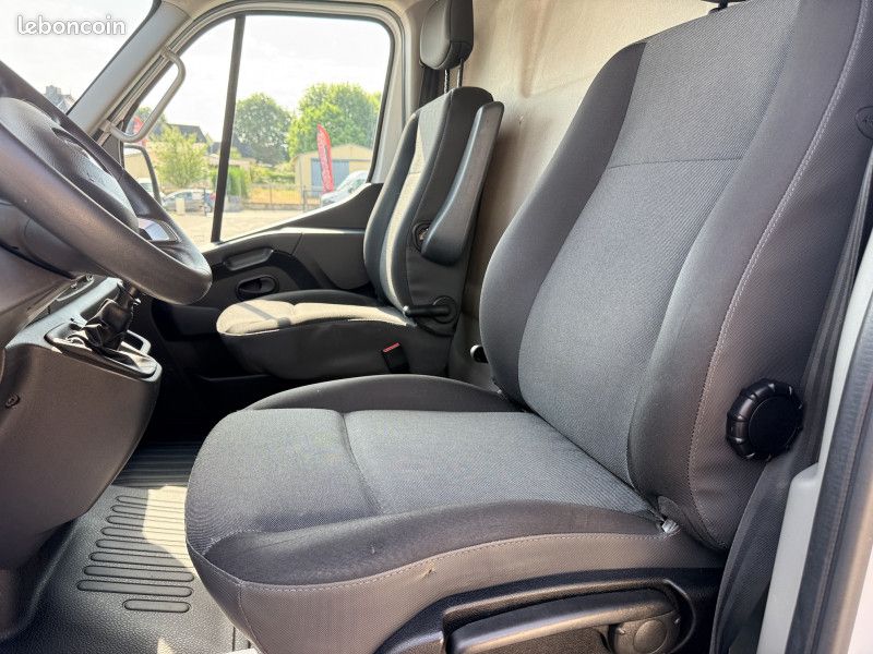 Renault MASTER III FG F3500 L2H2 2.3 BLUE DCI 135CH GRAND CONFORT EURO6 (image 18)