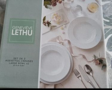 Promo Linge De Lit Et De Bain Geneviève Lethu chez Intermarche
