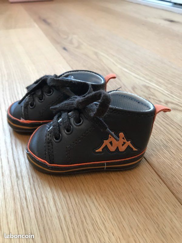 Petites chaussures bébé Kappa 0-6 mois (image 1)