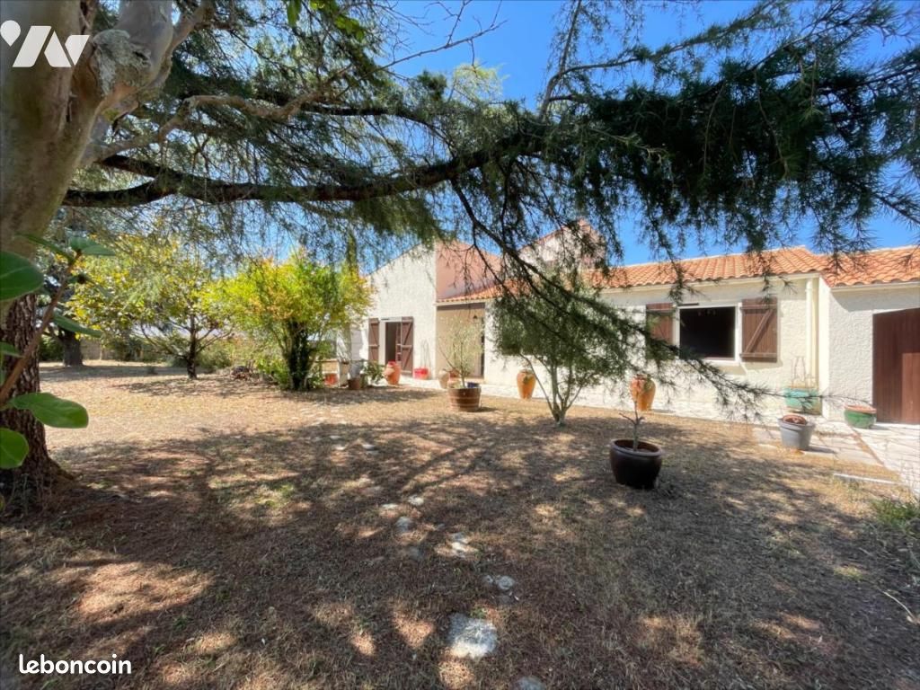 Maison 4 pièces 103 m² · à Bourgneuf · 103 m² · 270 400 €