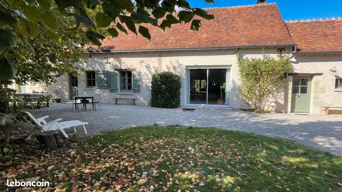 Maison 5 pièces 173 m² · à Saint-Antoine-du-Rocher · 173 m² · 499 000 €