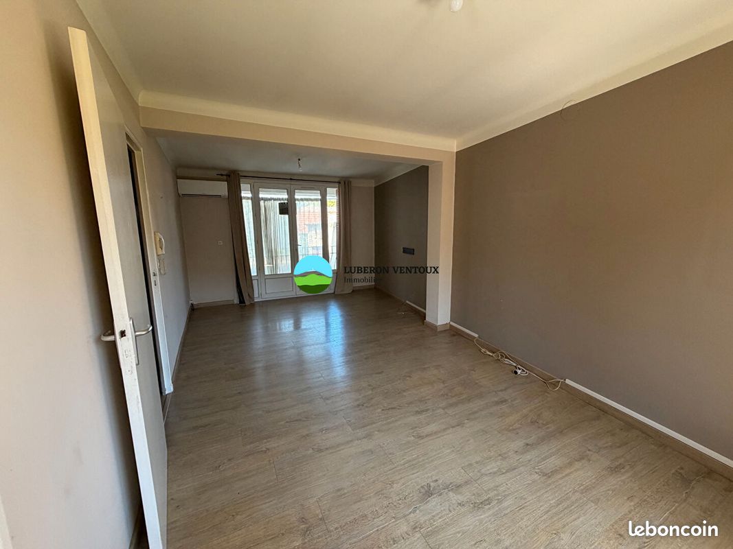 Appartement 4 pièces 92 m² · à Mazan · 92 m² · 780 €