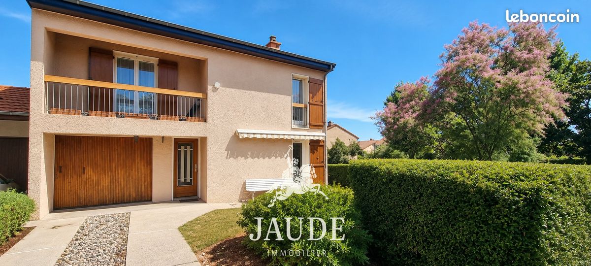 Maison 5 pièces 111 m² · à Clermont-Ferrand · 111 m² · 230 000 €