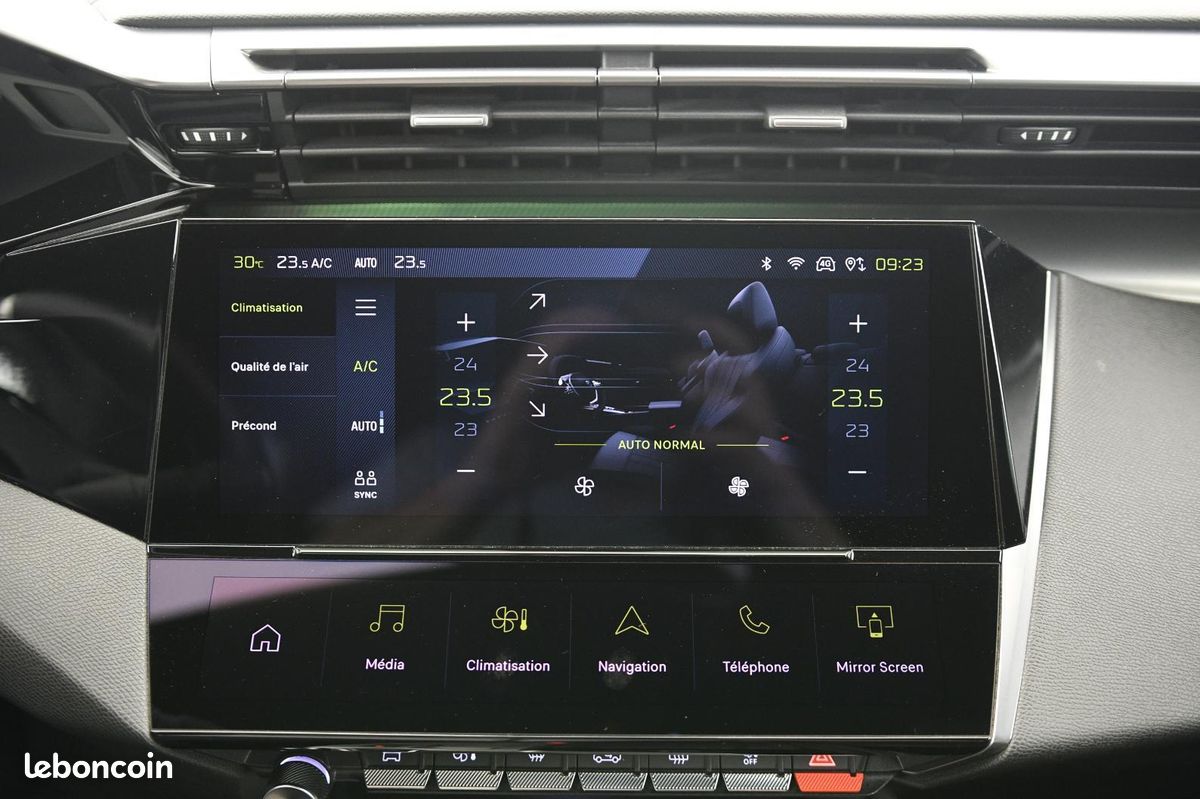 PEUGEOT 308 SW PHEV 180 e-EAT8 GT +ATTELAGE (image 32)