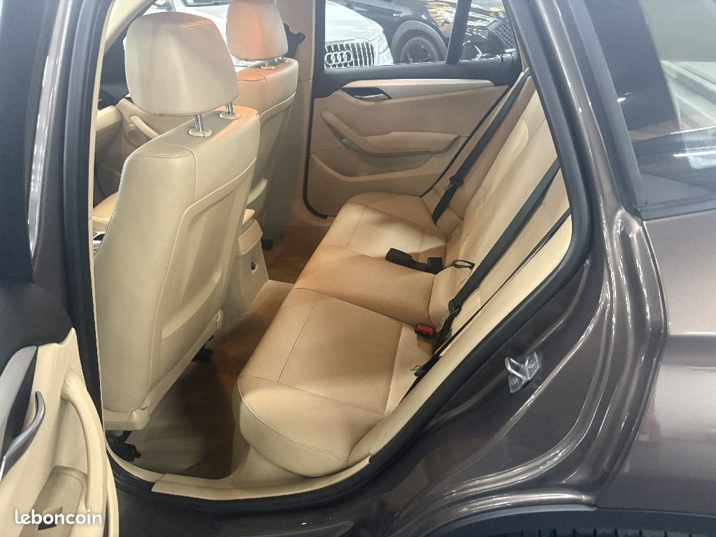 BMW X1 E84 LCI xDrive 18d 143 ch Première A (image 9)
