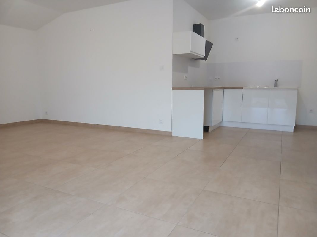 Maison 3 pièces 75 m² · à Vendrennes · 75 m² · 780 €/mois