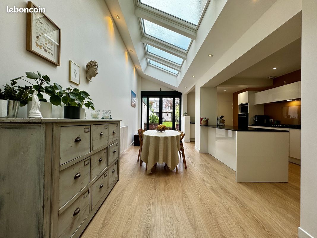 Maison 5 pièces 130 m² · à Amiens · 130 m² · 1 515 €