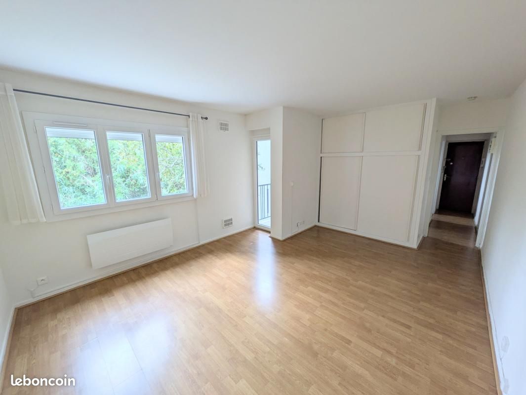 Appartement 1 pièce 27 m² · à Toulouse · 27 m² · 555 €/mois