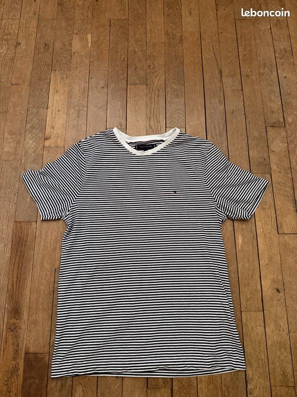 T Shirt Tommy Hilfiger (image 1)