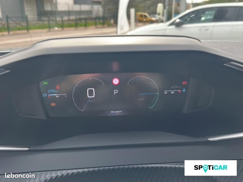 Peugeot 2008 1.2 Hybrid 145ch Allure e-DCS6 (image 16)