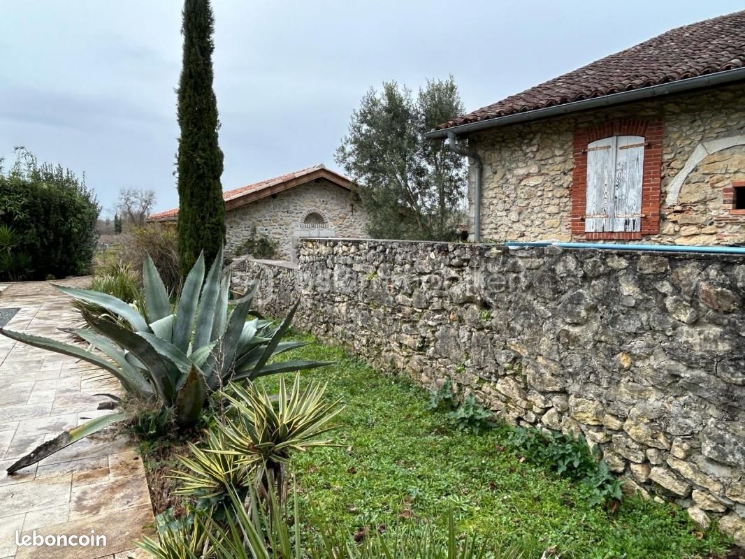 Maison 7 pièces 309 m² - Salies-de-Béarn 64270 (image principale 2)