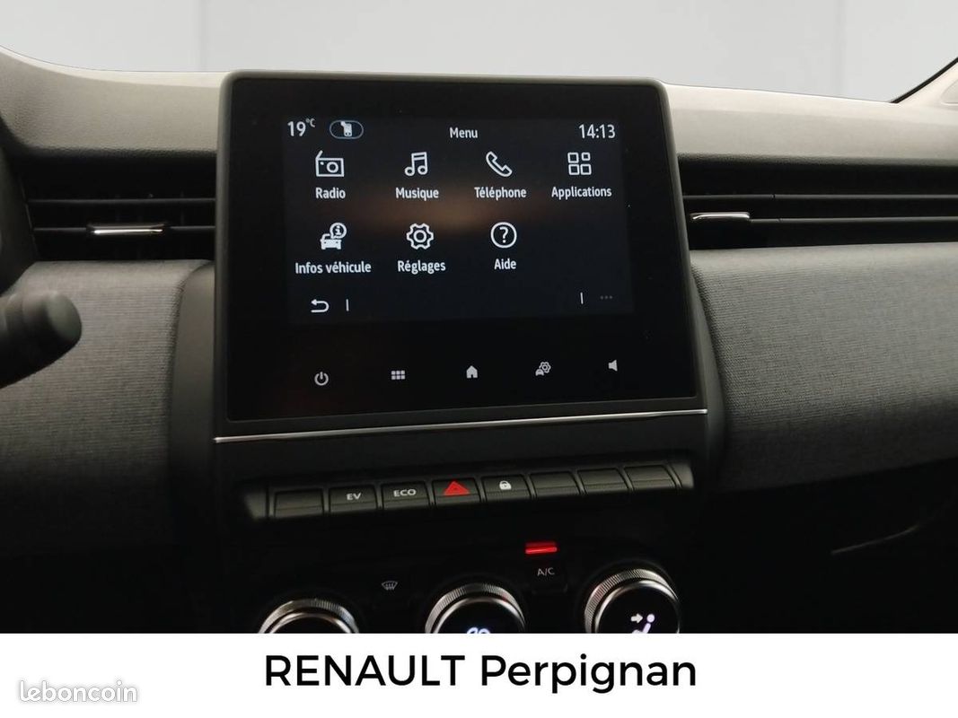RENAULT Clio E-Tech full hybrid 145 ch GSR2 Evolution (image 18)
