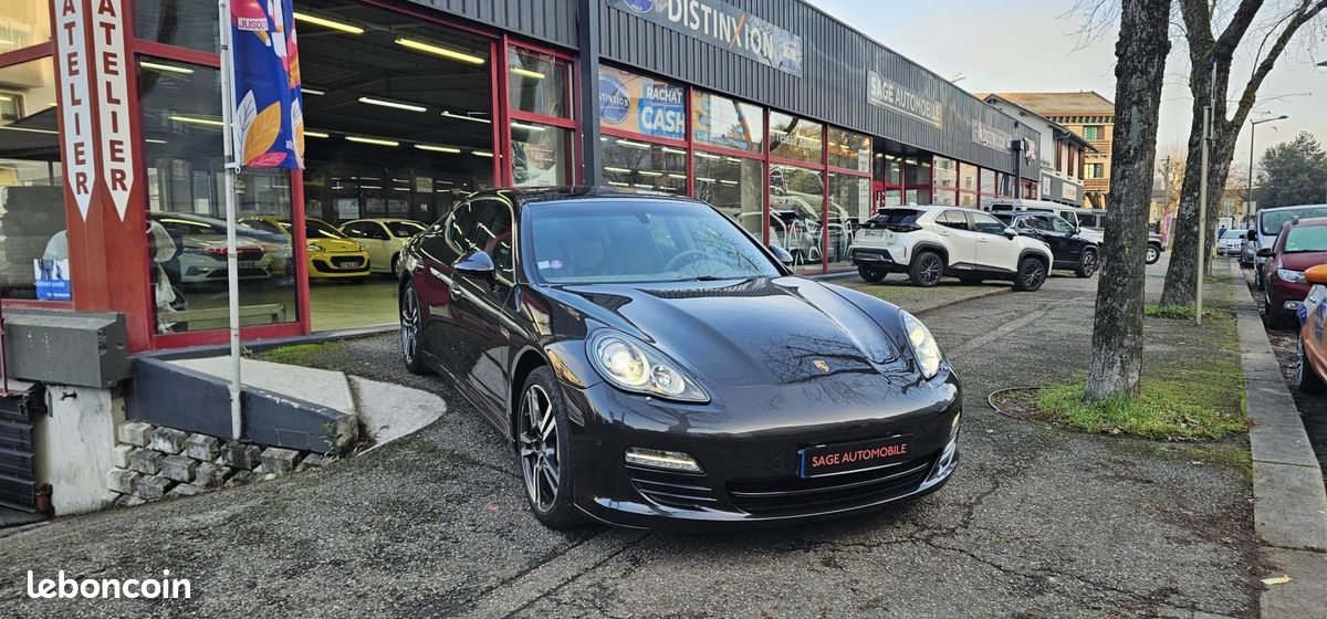Porsche Panamera 4S PDK (image 1)