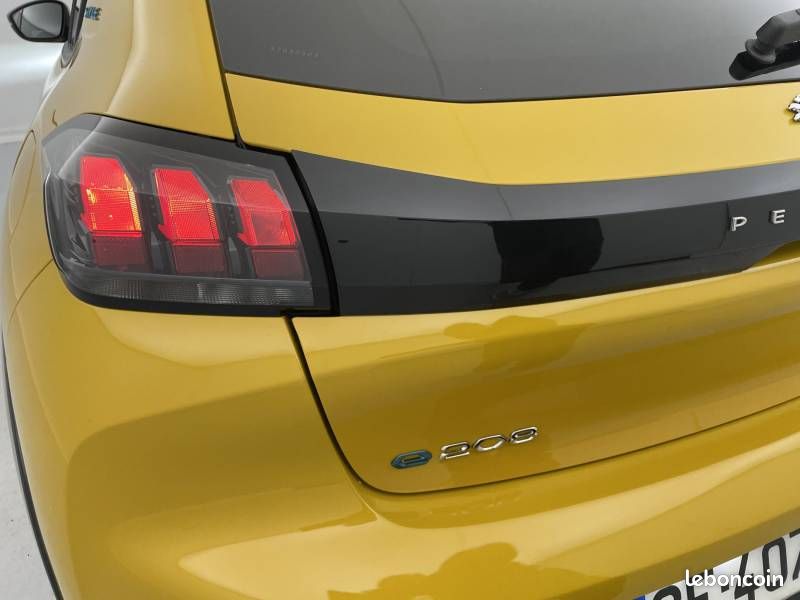 Peugeot 208 Electrique 50 kWh 136ch Style (image 23)
