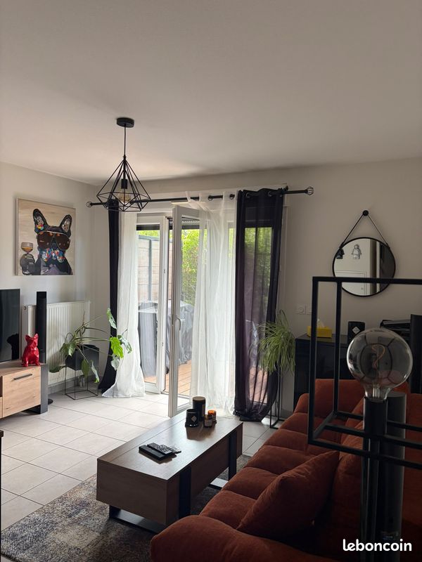 Parking 2 pièces 42 m² · à Idron · 42 m² · 690 €/mois
