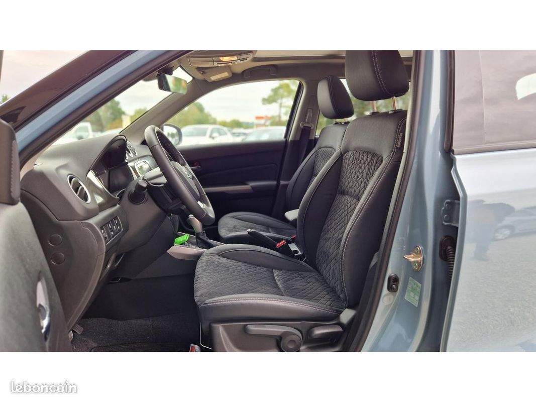 SUZUKI VITARA 1.4 Boosterjet + Hybrid SHVS - BVA 2015 Style PHASE 3 (image 21)