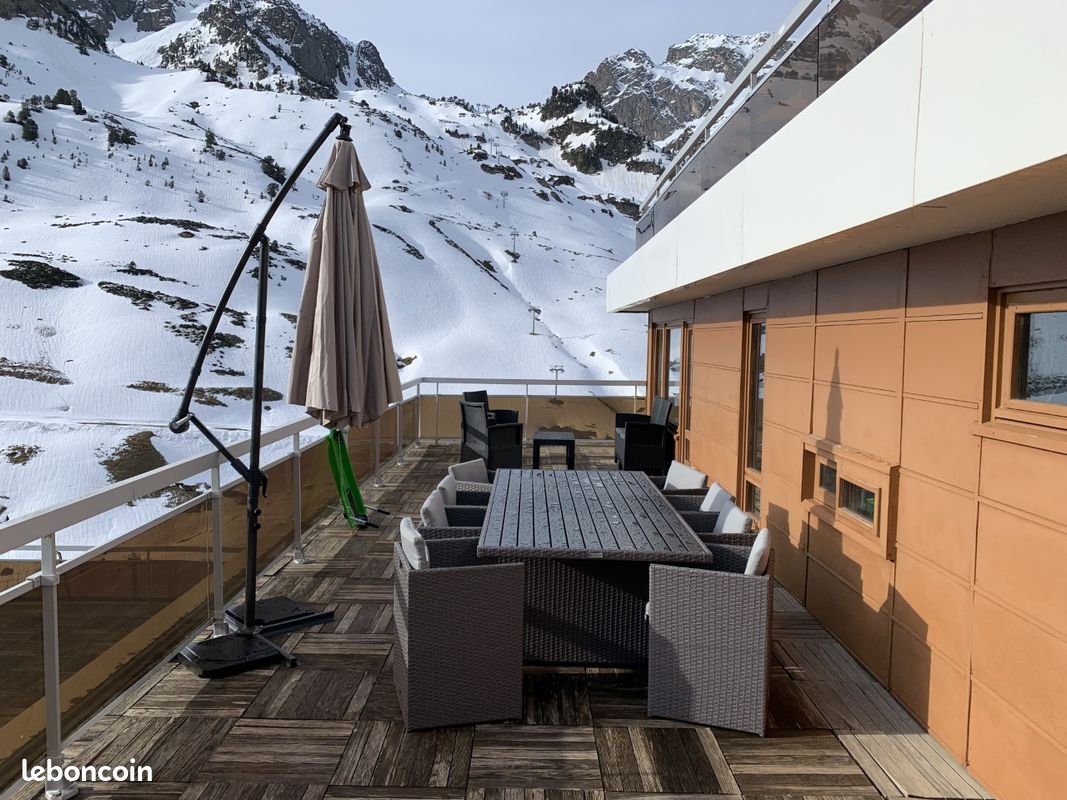 Appartement + Parking couvert La Mongie 3 chambres avec Terrasse et vue imprenable sur les pistes (image 2)