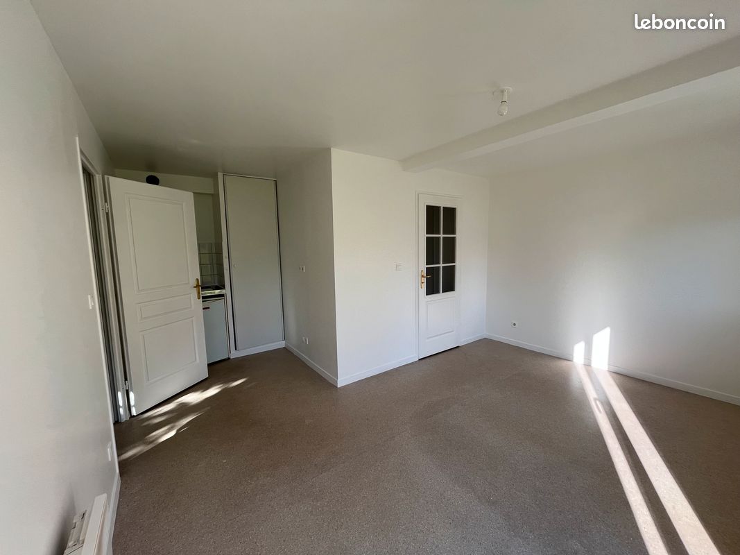 Appartement 2 pièces 32 m² · à Arras · 32 m² · 555 €
