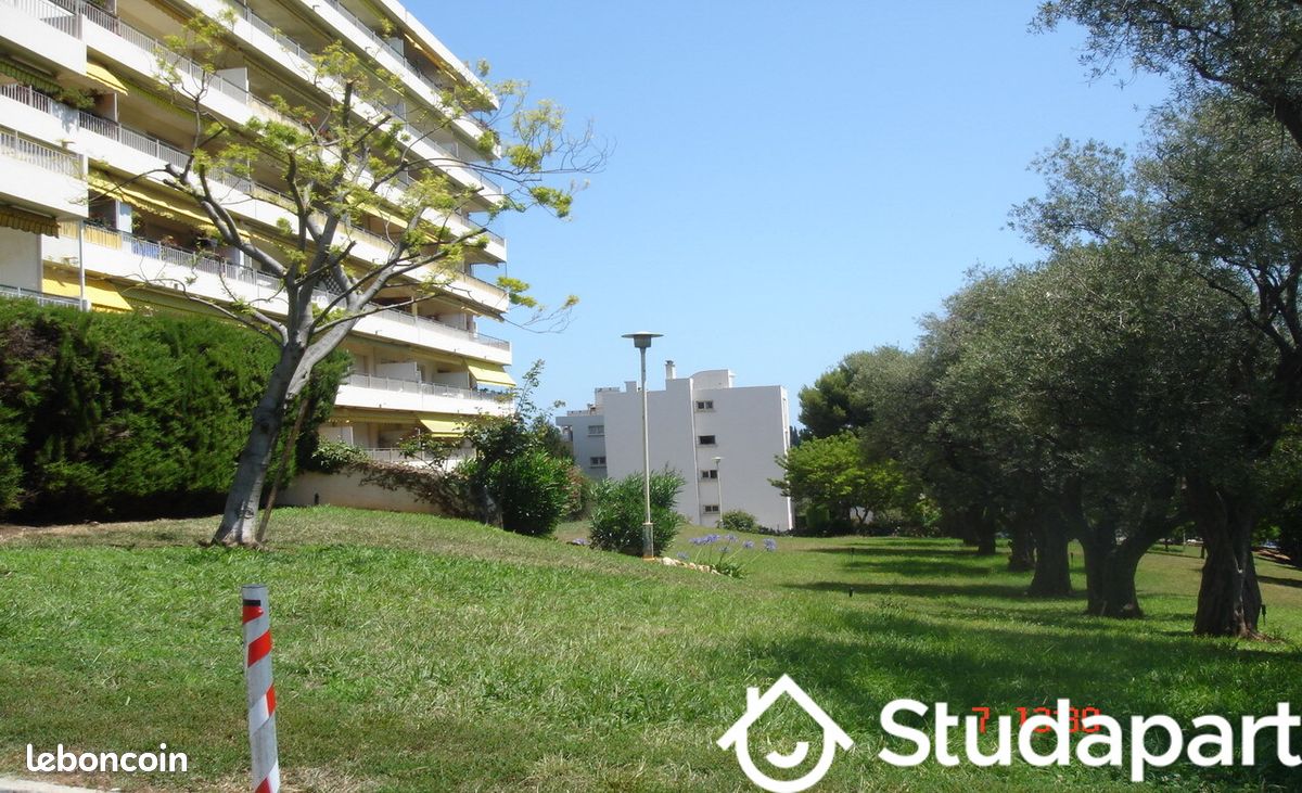 Appartement 3 pièces 80 m² · à Antibes · 80 m² · 531 €/mois