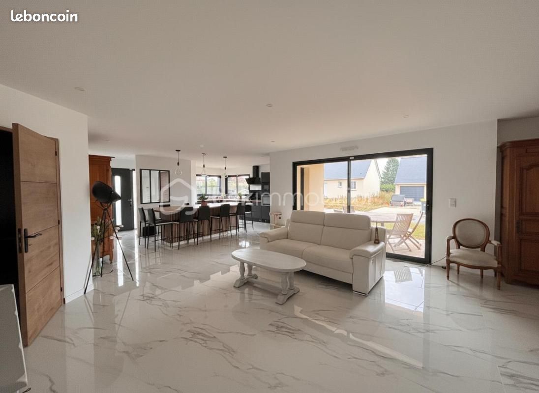 Maison 4 pièces 122 m² · à Vitot · 122 m² · 376 000 €