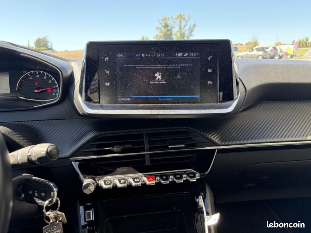 Peugeot 208 1.5 BlueHDi 100ch Style (image 13)