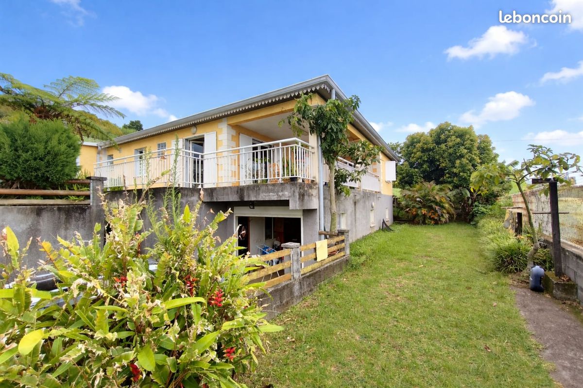 Maison 7 pièces 168 m² · à Saint-Leu · 168 m² · 369 000 €