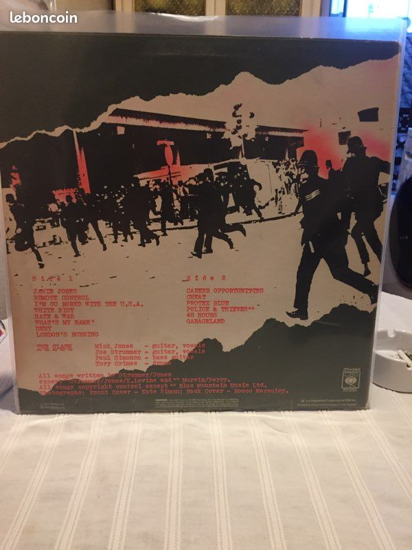 Vinyle 33 t thé clash original uk 🇬🇧 très bonne etat jamais ecoute 1979 (image 2)