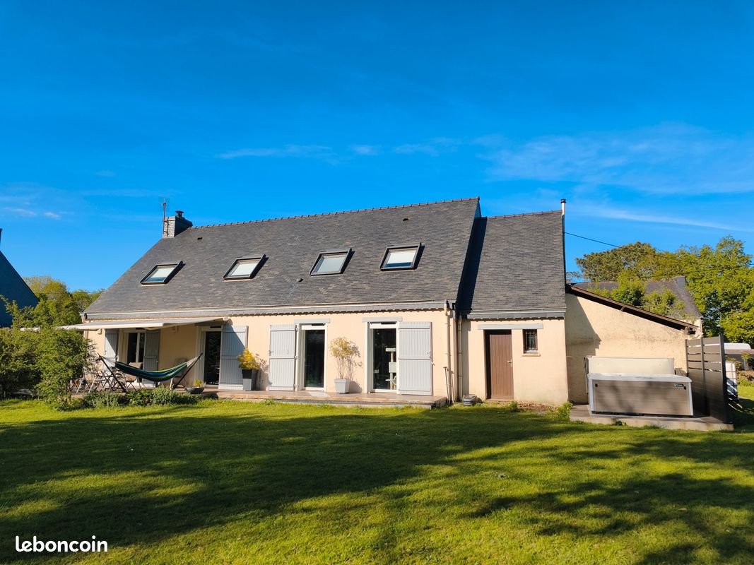 Maison 7 pièces 151 m² · à Meucon · 151 m² · 499 900 €