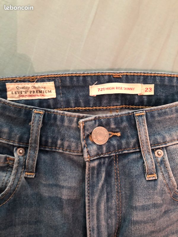Deux jeans skinny LEVI’S neufs taille 23 (image 3)