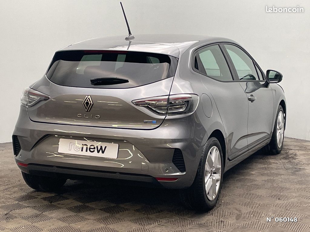 Renault Clio V E-Tech full hybrid 145 ch GSR2 Evolution (image 4)