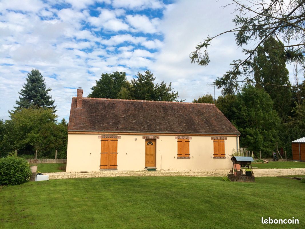 Maison 4 pièces 102 m² · à Le Charme · 102 m² · 800 €/mois