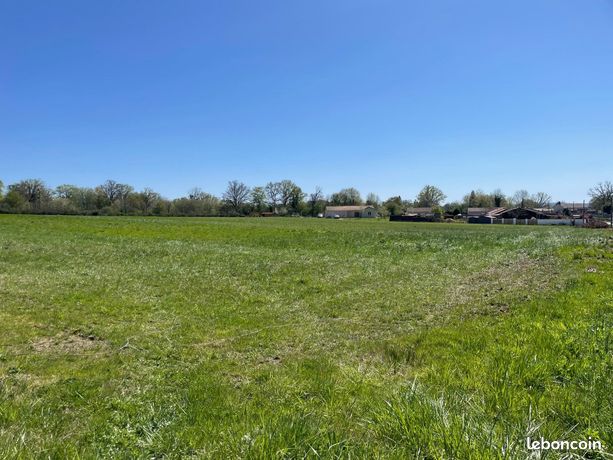 Terrain 17856 m² SAINT GENEST SUR ROSELLE