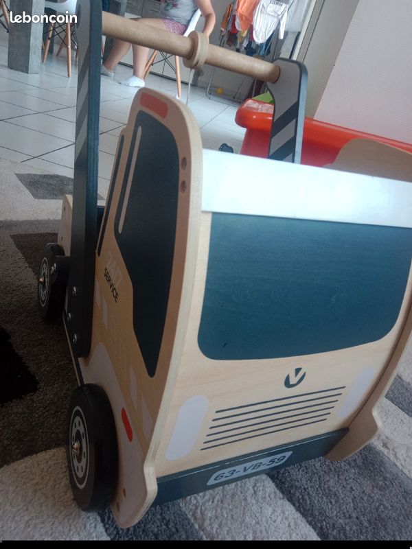 Camion de marche (image 2)