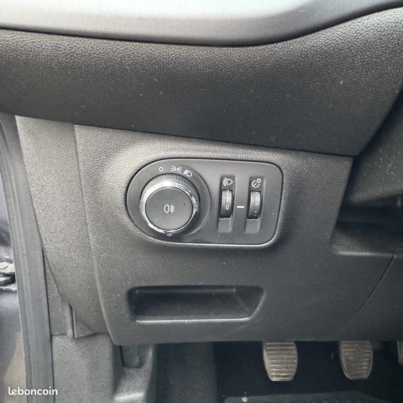 Opel corsa e enjoy 2017 52000 km garantie 12 mois (image 16)