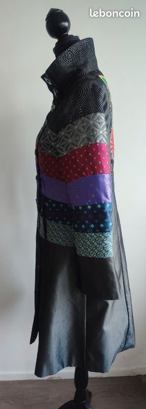 Manteau Mi-saison DESIGUAL Taille 44 (correspond à Du 42) - Coloré Et En Super état