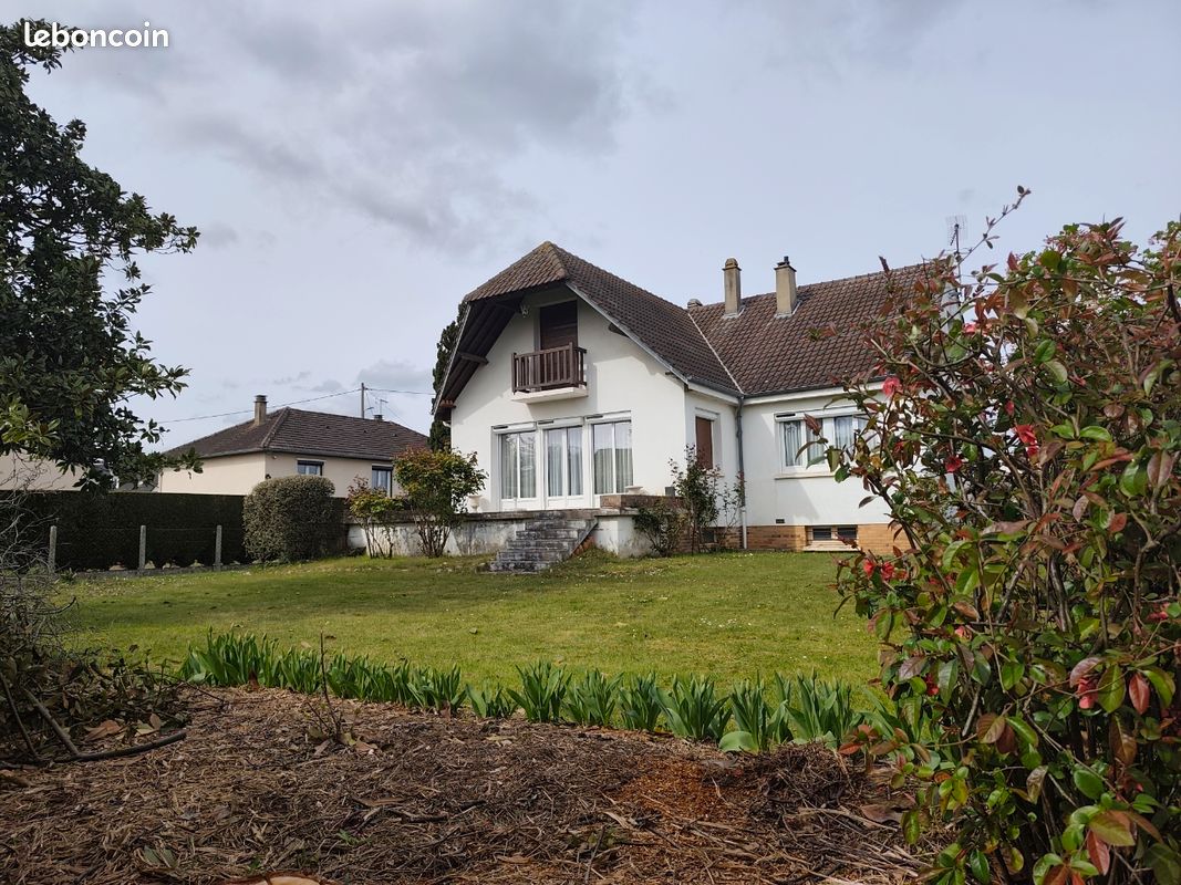 Maison 5 pièces 146 m² · à Caudebec-lès-Elbeuf · 146 m² · 200 000 €
