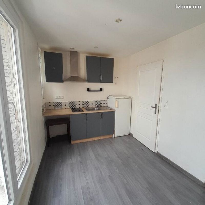 Appartement 1 pièce 14 m² · à Laon · 14 m² · 360 €/mois