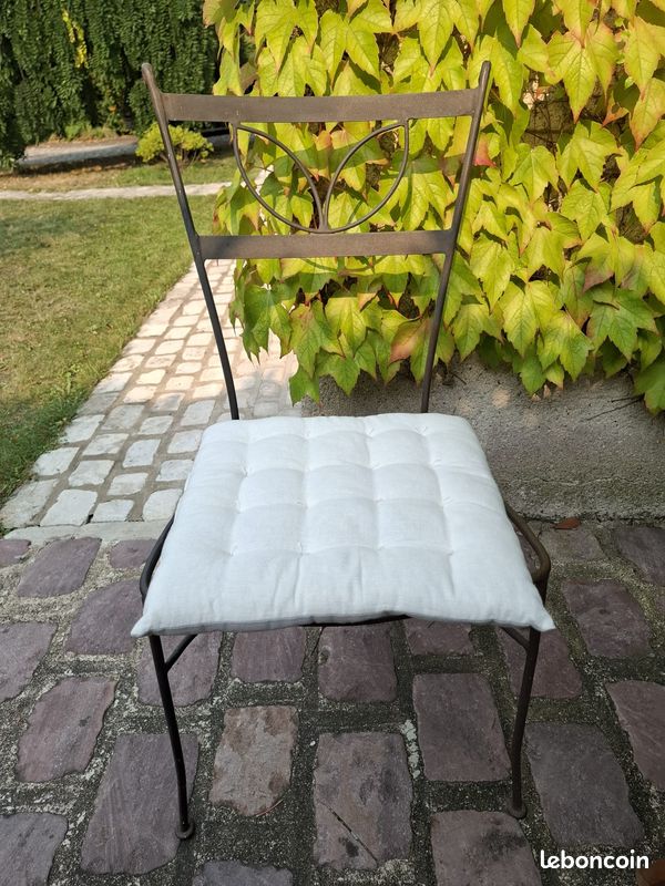 Lot de 6 chaises en fer avec 6 coussins (image 2)