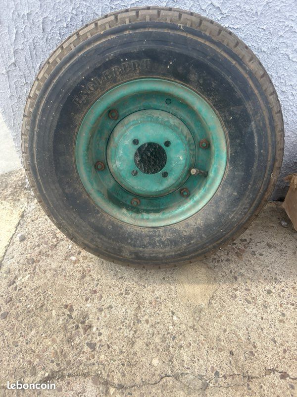 Roue ancienne vintage Englebert (image 1)