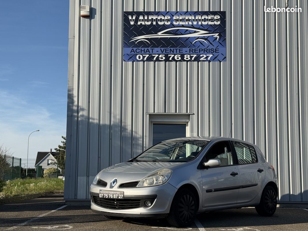 Renault Clio III 1.6 16v 110ch Expression Pour pro ou mécaniciens (image 1)