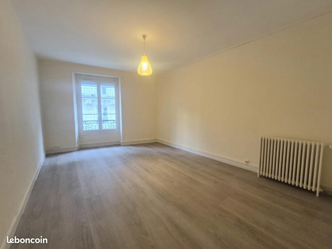 Appartement 4 pièces 101 m² · à Angers · 101 m² · 1 030 €/mois