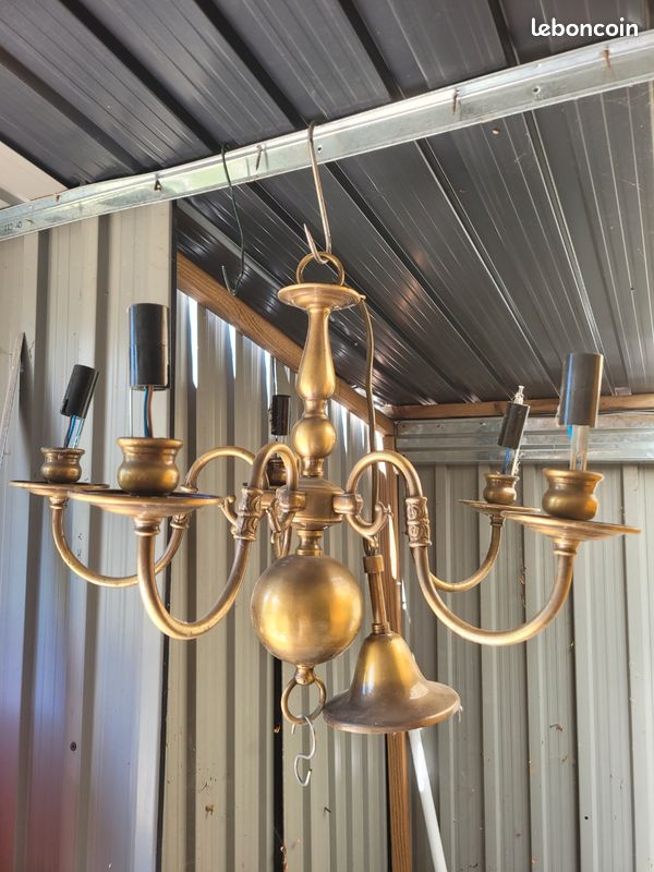 Lustre ancien en bronze (image 1)